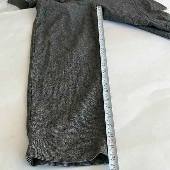 Wilfred Jallade Tie Front High  Rise Wool Trouser Pant
Grey Tweed size 6, office - Picture 13 of 13